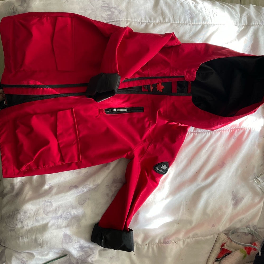 gender neutral coat size small 6